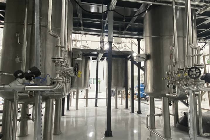 Indstrial-fermenters-and-bioreactors